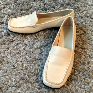 Naturalizer soft leather shoes